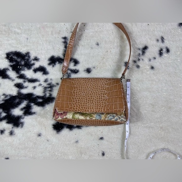 Liz Claiborne Women’s Tan Croc Embossed Floral Y2K Handbag Shoulder Bag - Picture 5 of 7